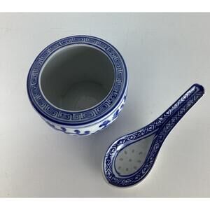 Chinese Blue & White Porcelain Chinoiserie Lotus Pattern Pot And Spoon